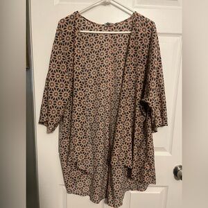 LuLaRoe Floral Patterned Kimono